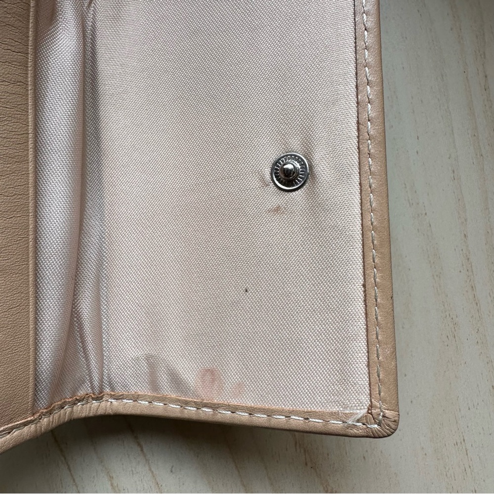 Fossil Multicolor Genuine Leather Wallet - Picture 7 of 8